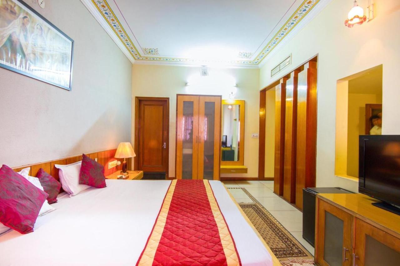 Hotel Shalimar Jaipur Eksteriør billede